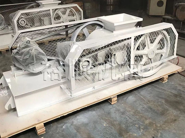 對(duì)輥制砂機(jī)