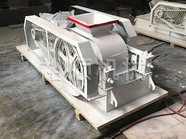 對(duì)輥制砂機(jī)